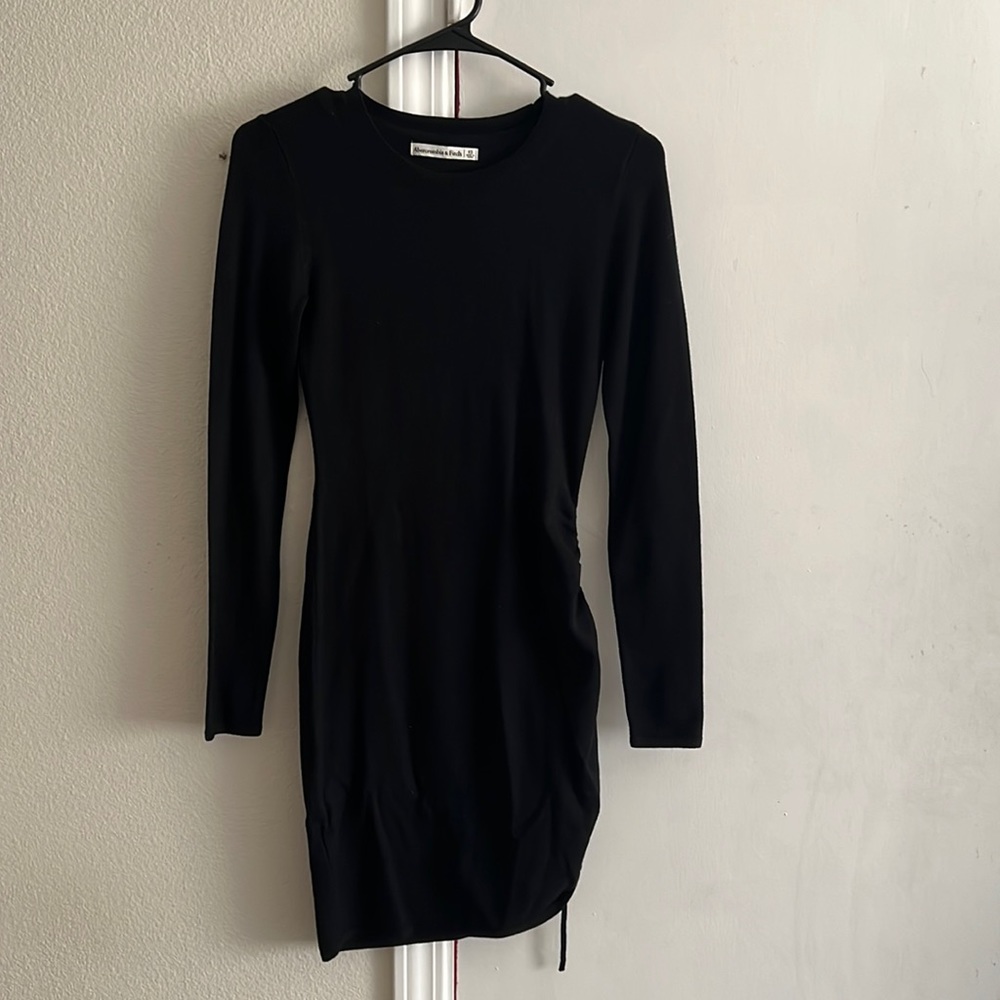 Abercrombie long sleeve black dress